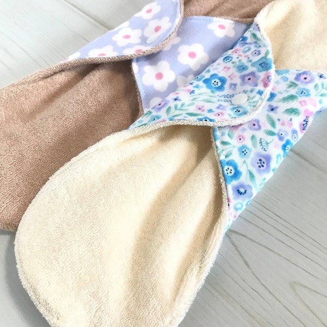 27cm パイル オーガニック 布ナプキン 防水仕様 2枚セット 花柄 99