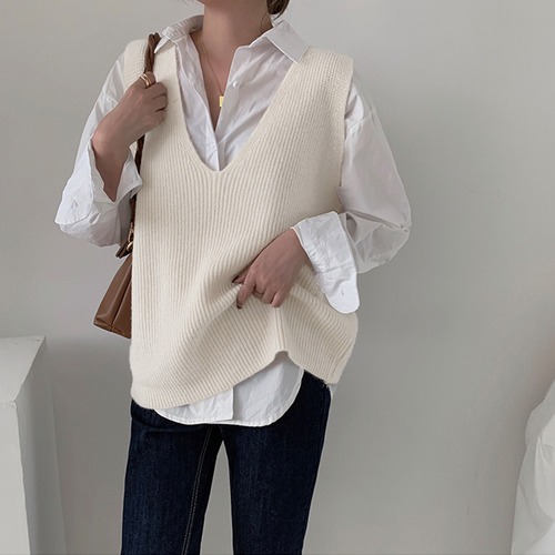 Vネックニットベスト