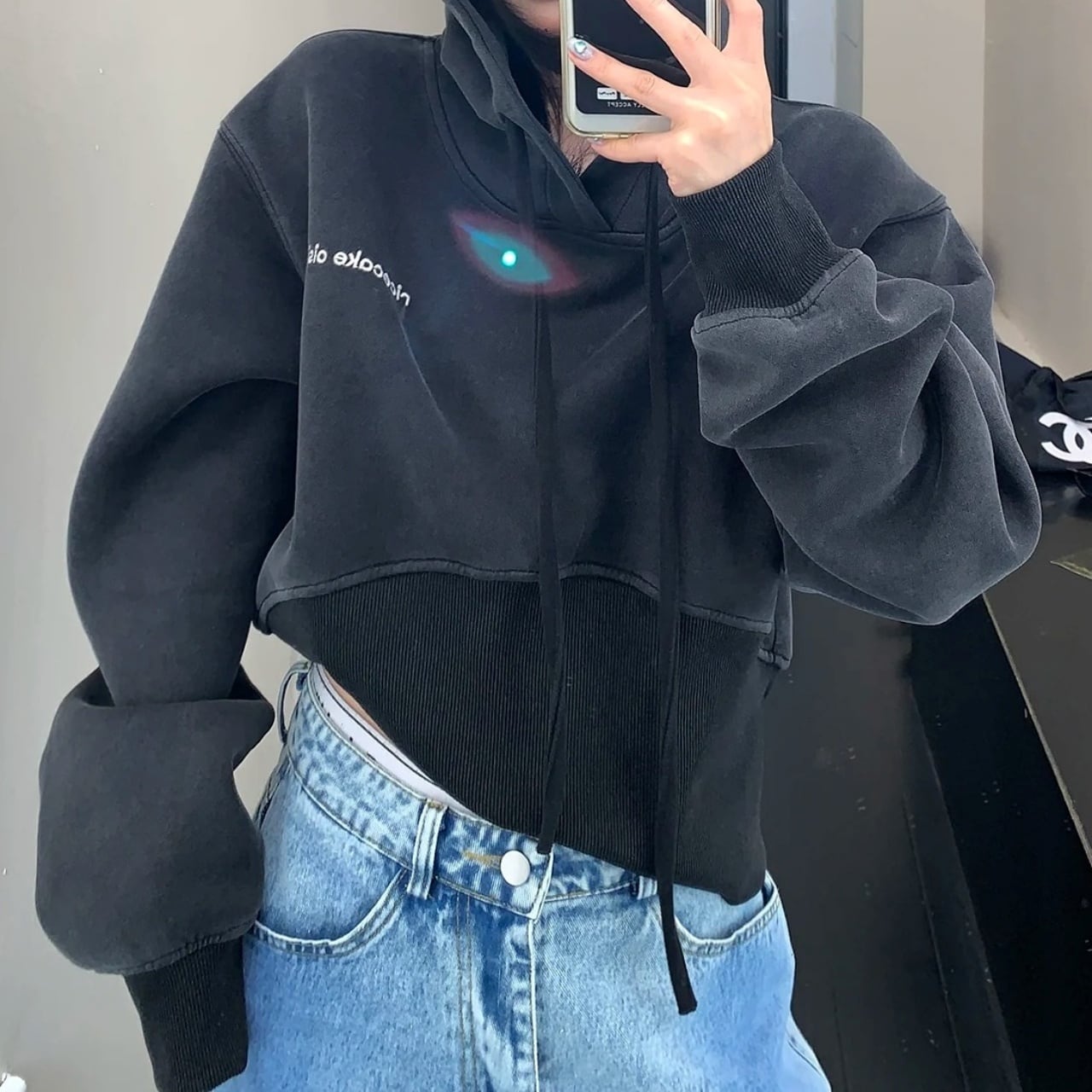パッチデザインルーズフォルムクロップドフーディー 2col R02699