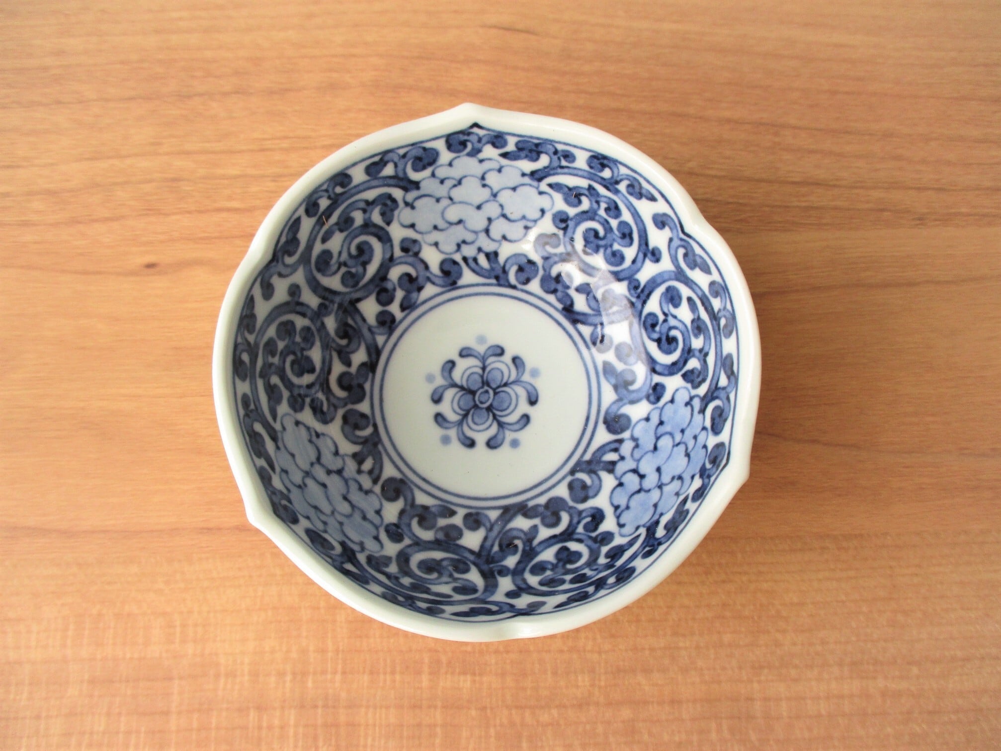 五弁花唐草桔梗小付【波佐見焼】 | 有田焼や心器