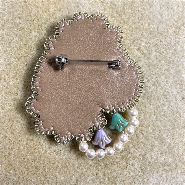 フローラルブローチ【手作りキット】 | こだわりビーズの