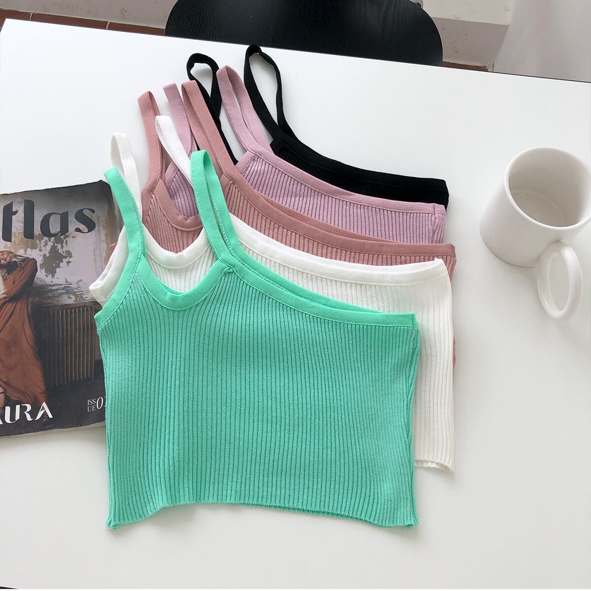カラーニットサマースタイル薄手スリムトップス 夏物 ピュア クレセントシティ85993395863