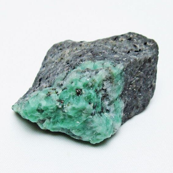 エメラルド 原石 一点物  おまかせ便 171-5529