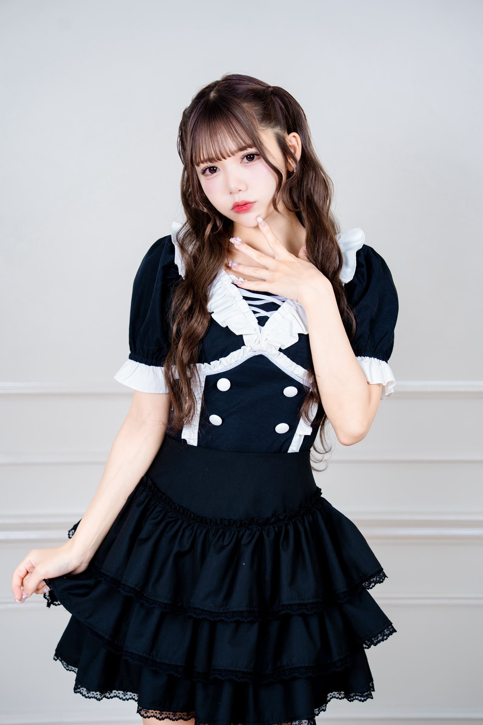 Bebe frill blouse