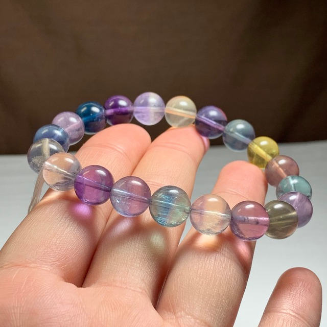 1.透明度高☆美フローライト・ブレスレット