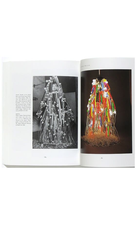 The Avant-Garde in Exhibition: New Art in the 20th Century