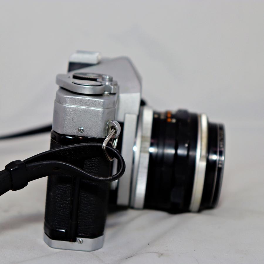 Canon キヤノン FX フィルムカメラ 50mm F1.8 本革ケース付き | エレ