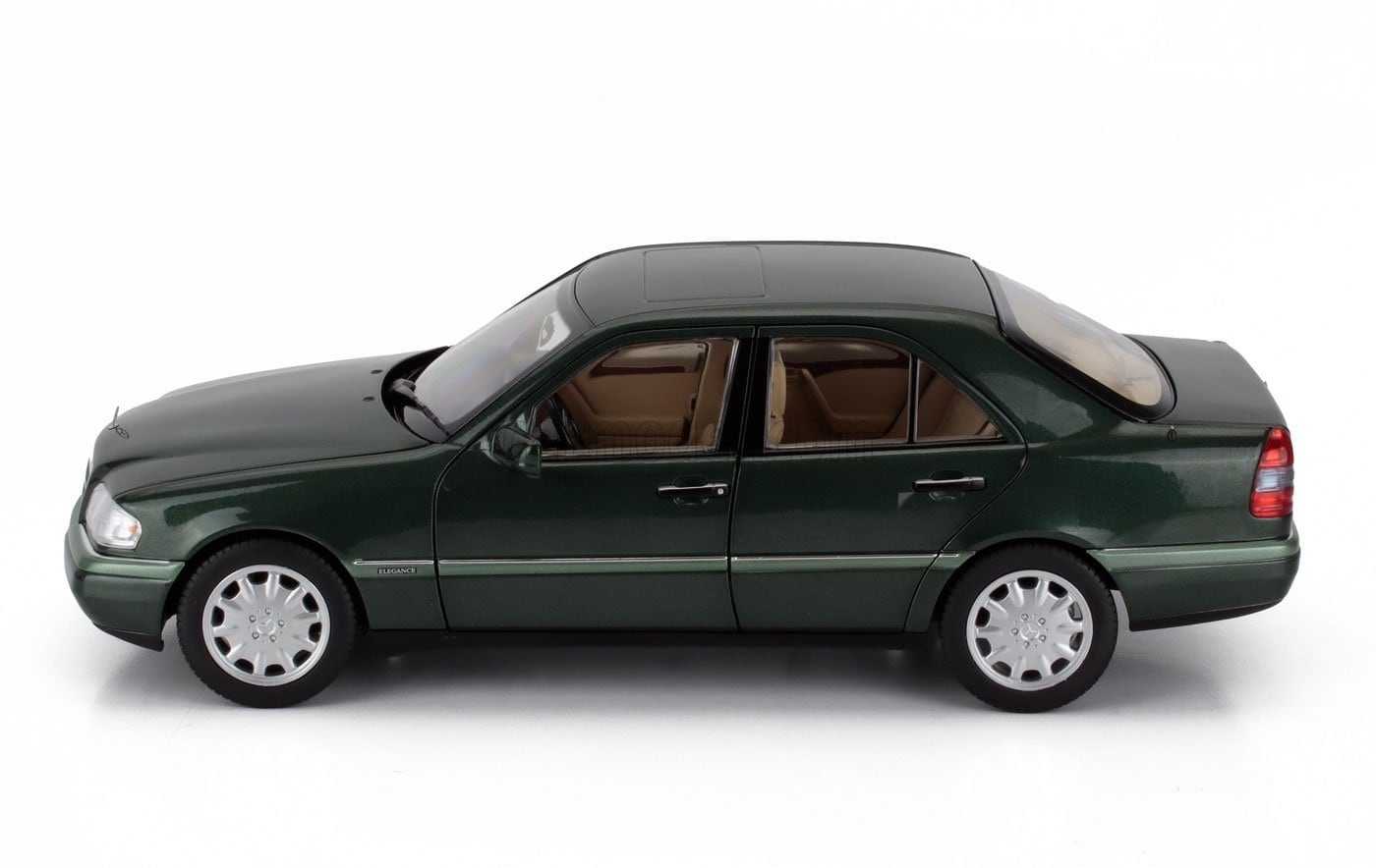 ミニカー 1/18 メルセデス ベンツ Cクラス C200 ノレブ NOREV 1/18