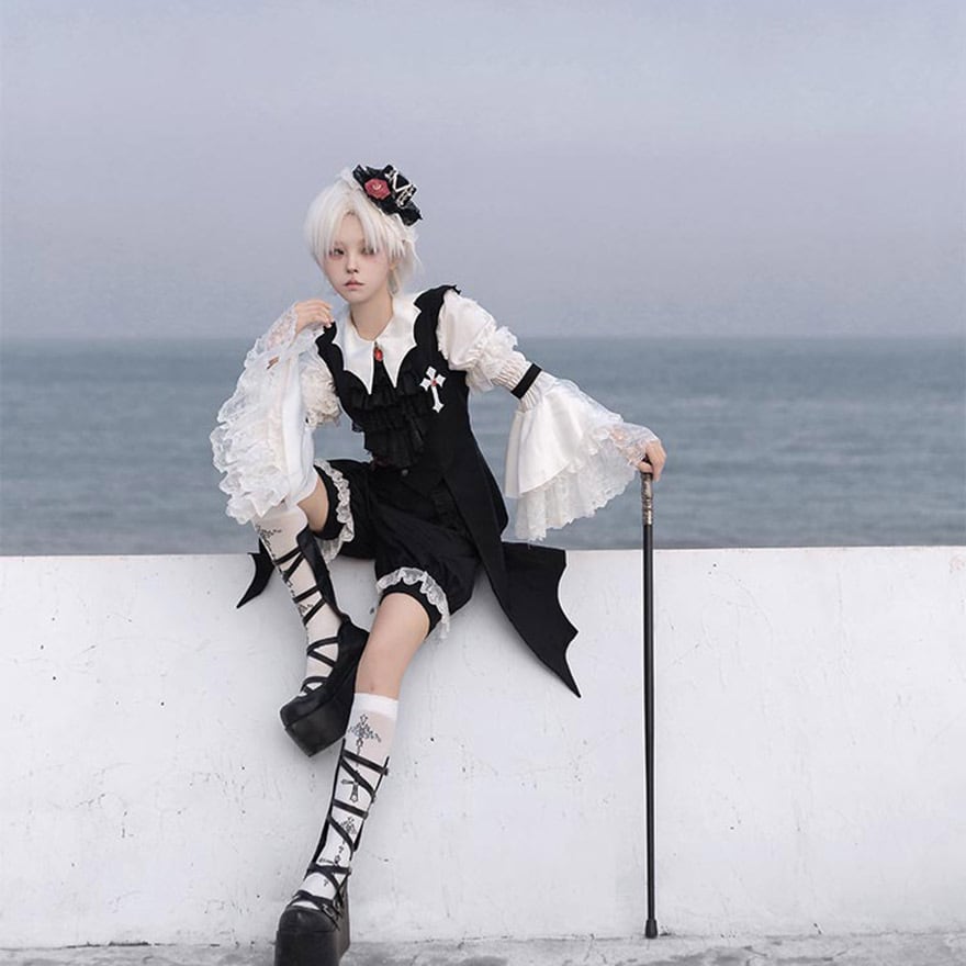 や*こ様 新品タグ付き 王子風ゴスロリ ネイビーとホワイトコスプレ衣装3点セット 楽天市場】王子 ロリータ 皇子系 少年装 3点セット 男装 王子装 リボン