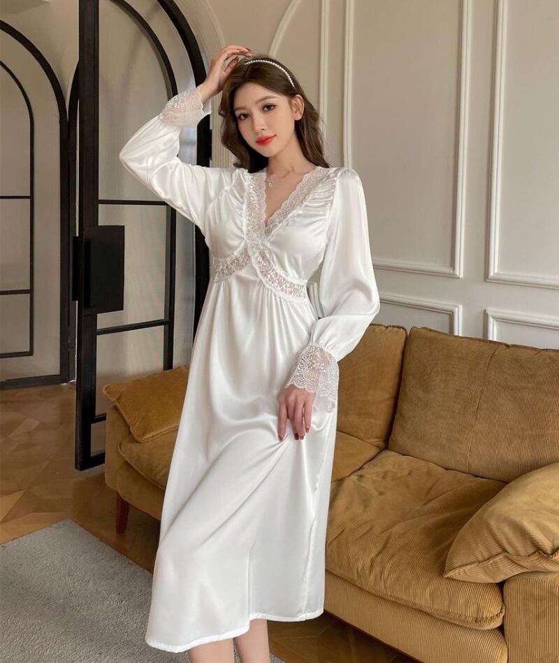 ヒスクローネ　パジャマ　ルームウェア　ホワイト ヒスクローネ パイルパジャマ(フリーサイズ) | さえら POTECHINO