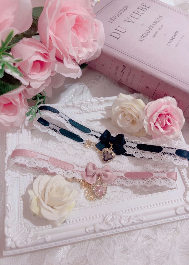 Lace Ribbon Choker