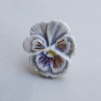 MINAMI's CERAMIC　パンジーブローチ