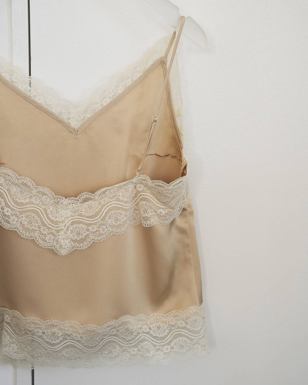 anuke 】Satin Lace Camisole | valance 福井｜レディース セレクト