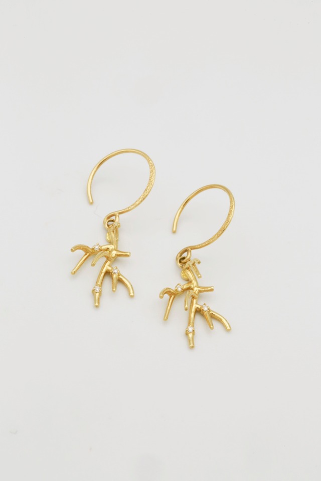 Coral for the future　珊瑚の息吹　ピアスGold