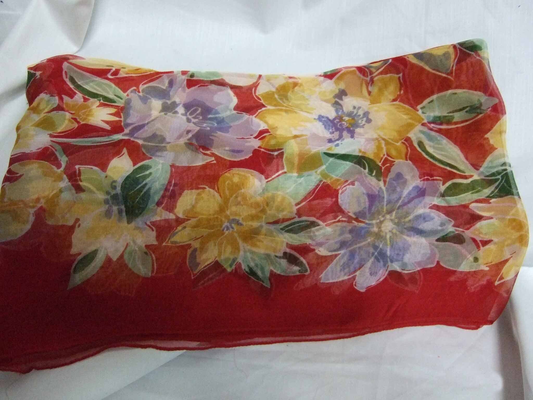 シルクスカーフ☆大花柄☆イタリアンレッド☆大判正方形 | Vigore25