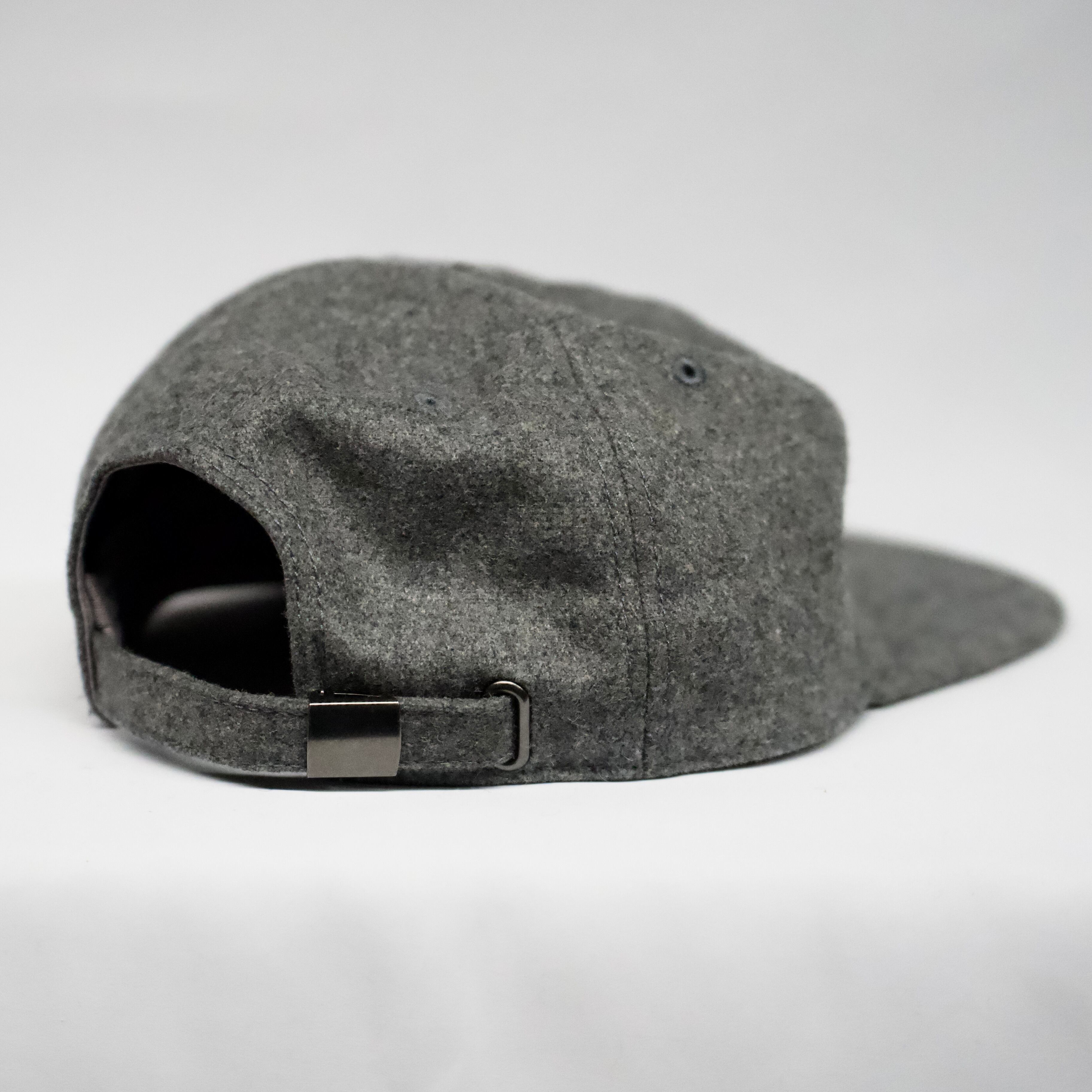 OFF LINE CLUB CAP | COLONISTA