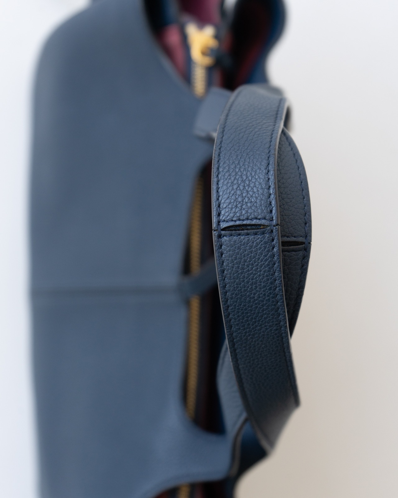 〈CÉLINE by phoebe philo〉Tri-Fold - Medium