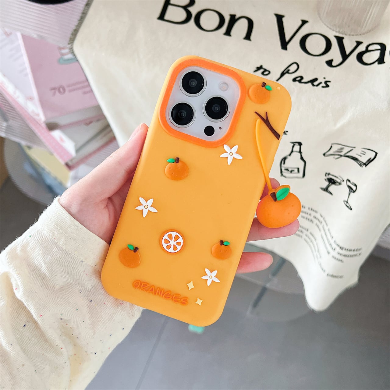 みかん iPhone 17 16 15 14 13 ケース シリコン 可愛い 蜜柑 ミカン