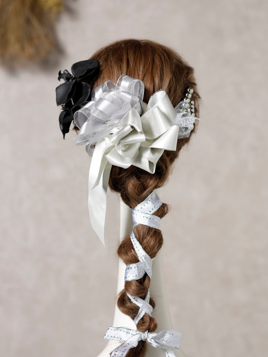 【ブラック胡蝶蘭リボン髪飾り】 成人式 卒業式 結婚式 k-0069