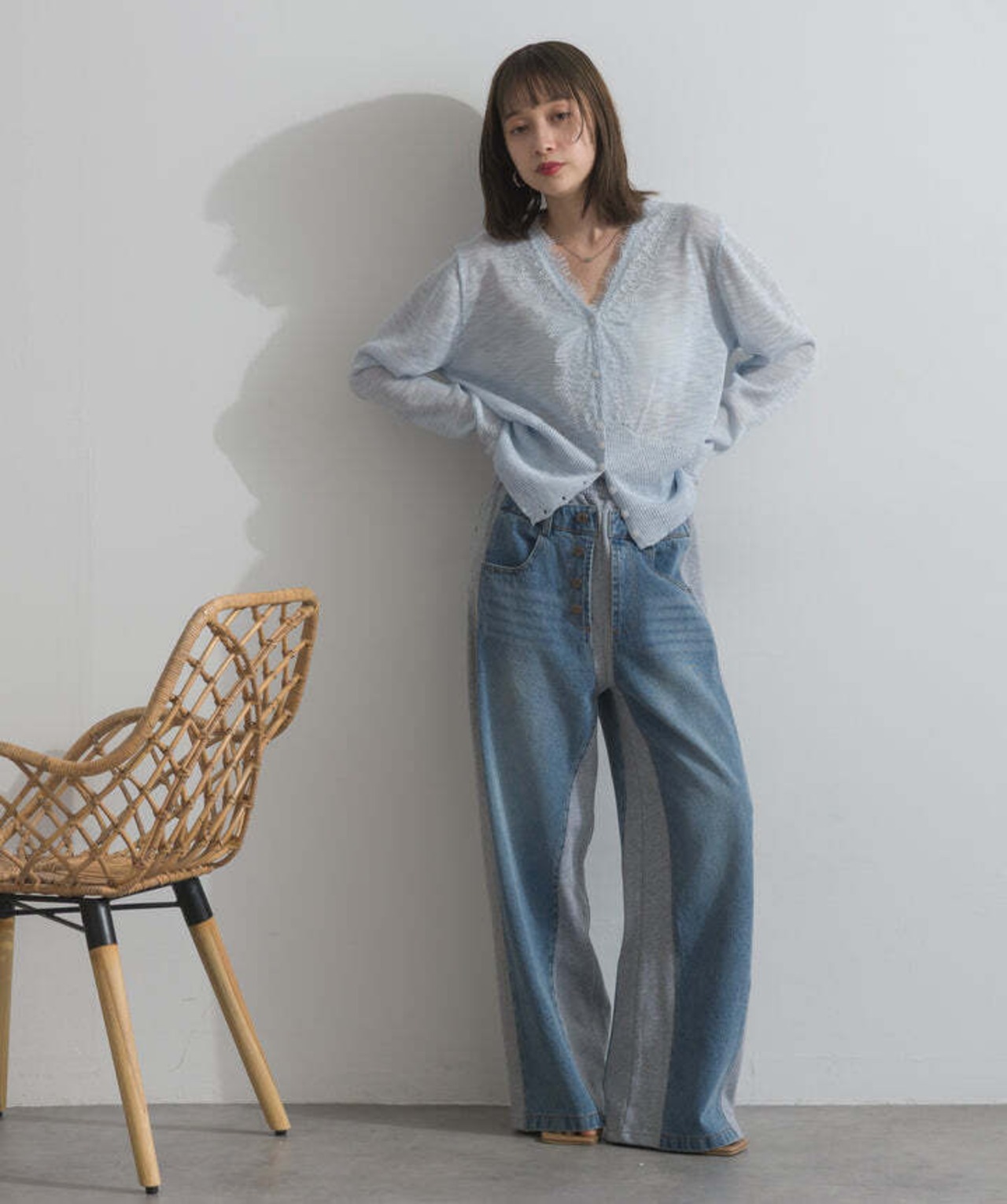 2603002 シアーレースニットカーディガン blue