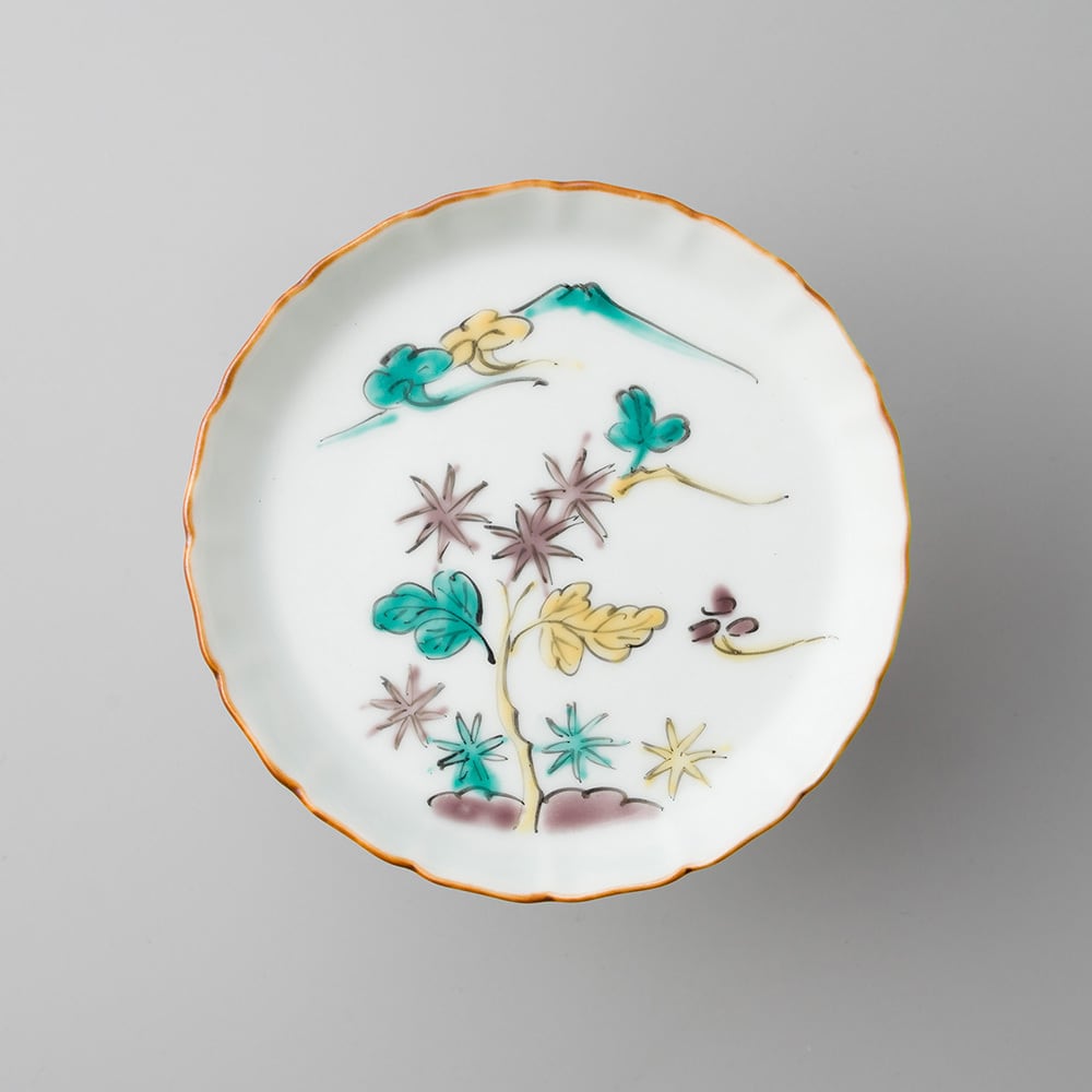 色絵草花富士山図 立渕皿 | 肥前吉田焼 陶磁器の与山窯