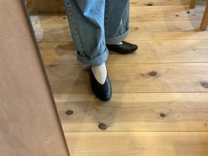 〖人気ブラック〗本革スリッポンパンプス｜痛くない・軽量・通勤OK（22.5〜26cm）