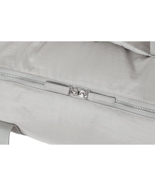 ☆LE SSERAFIM カズハ 着用！！【WOOALONG】Nylon padding barrel bag