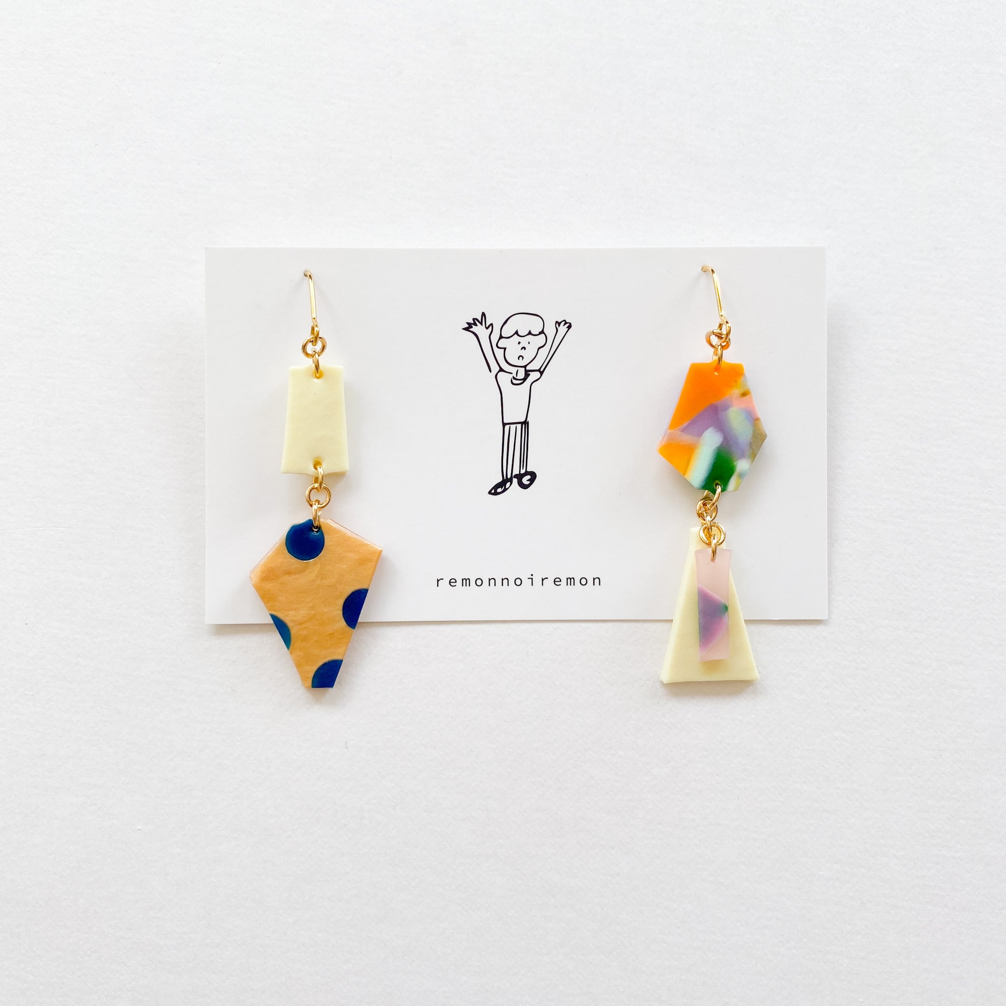 カケラピアス/イヤリング