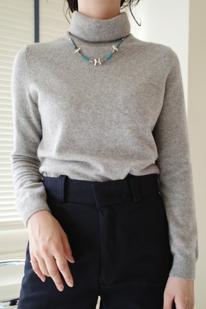 90s cashmere turtle knit
