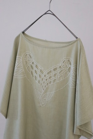 cutout detail linen-touch blouse