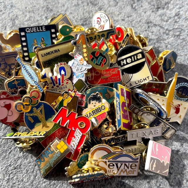50個  フランス雑貨 ヴィンテージ  ピンバッジ ピンズ France pins  Pin badge vintage 古着 通販 リメイク ブローチ  アタッチメント付属 雑貨 2605023-2605027-18