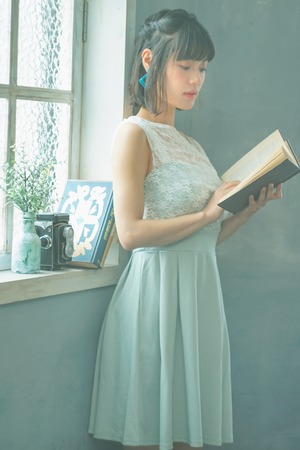 Off-Shoulder Tulle  Dress / オフショルダー レースワンピース