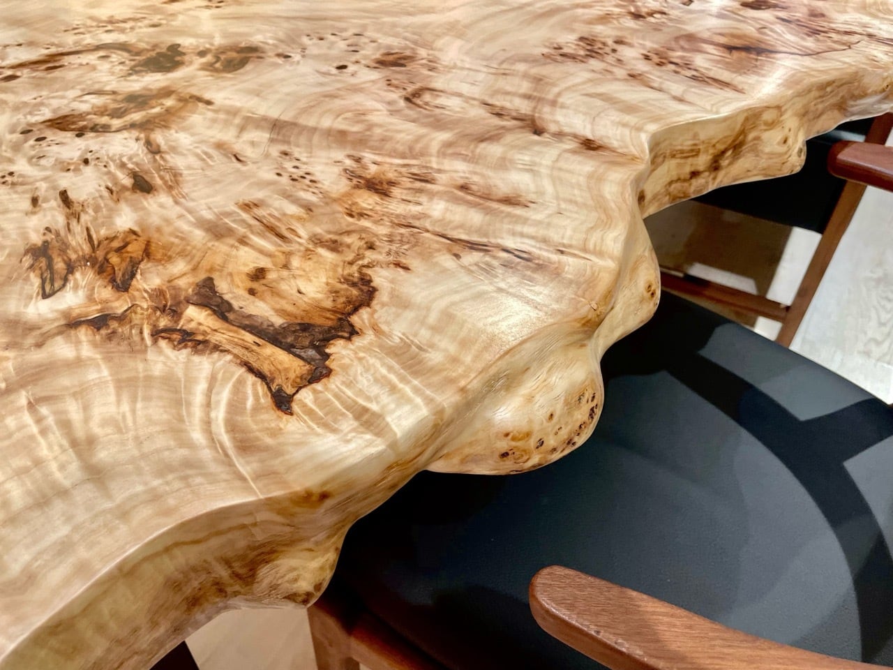 ポプラ 一枚板 ローテーブル ベンチ 別荘 民泊 レンタルスペース