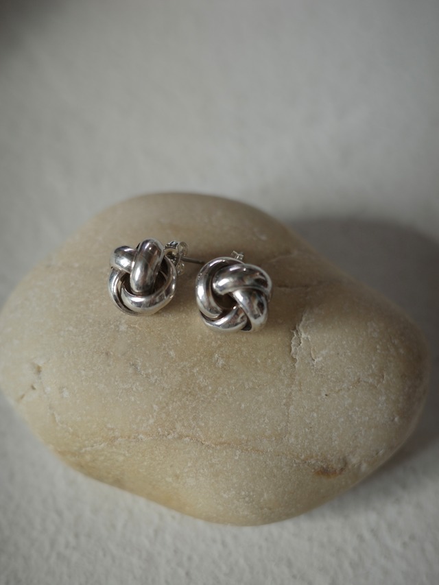<vintage silver925>knot pierce