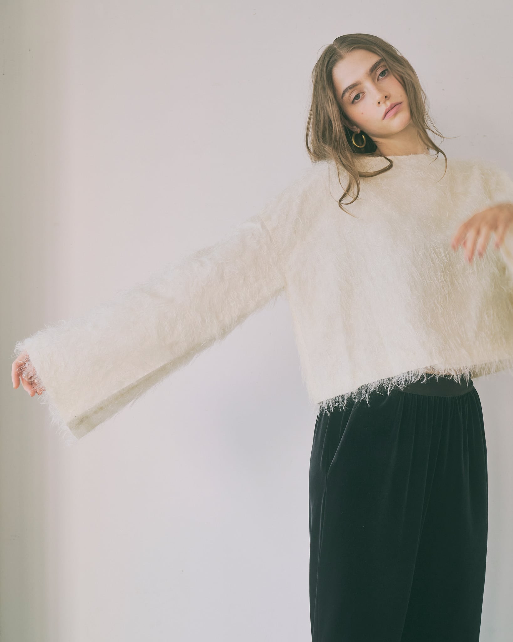 HYEON shishu blouse　ホワイト HYEON (ヘヨン) official online store