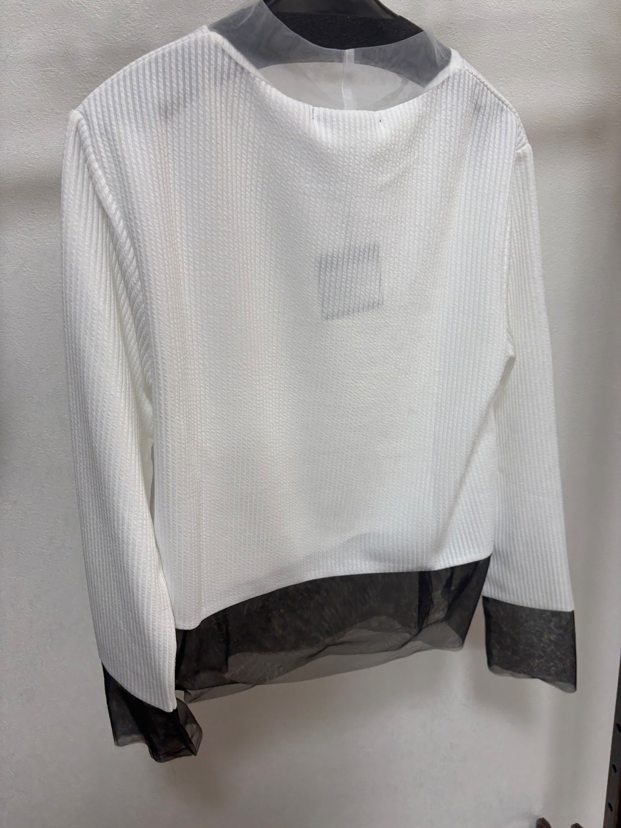 シアー切り替えカットソー　619408