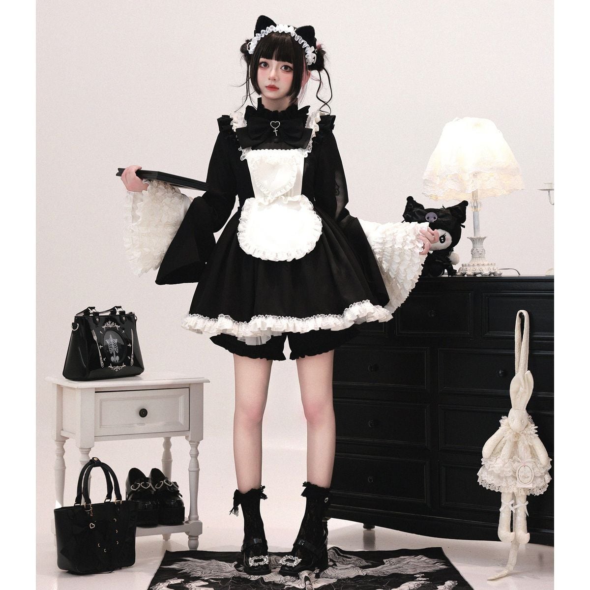 ハートエプロン　黒×オフ白 ハートエプロン姫袖メイドセットアップ | Maiden's Rêve