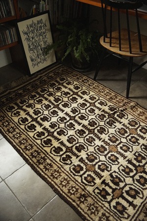 803 -Vintage Taimani rug