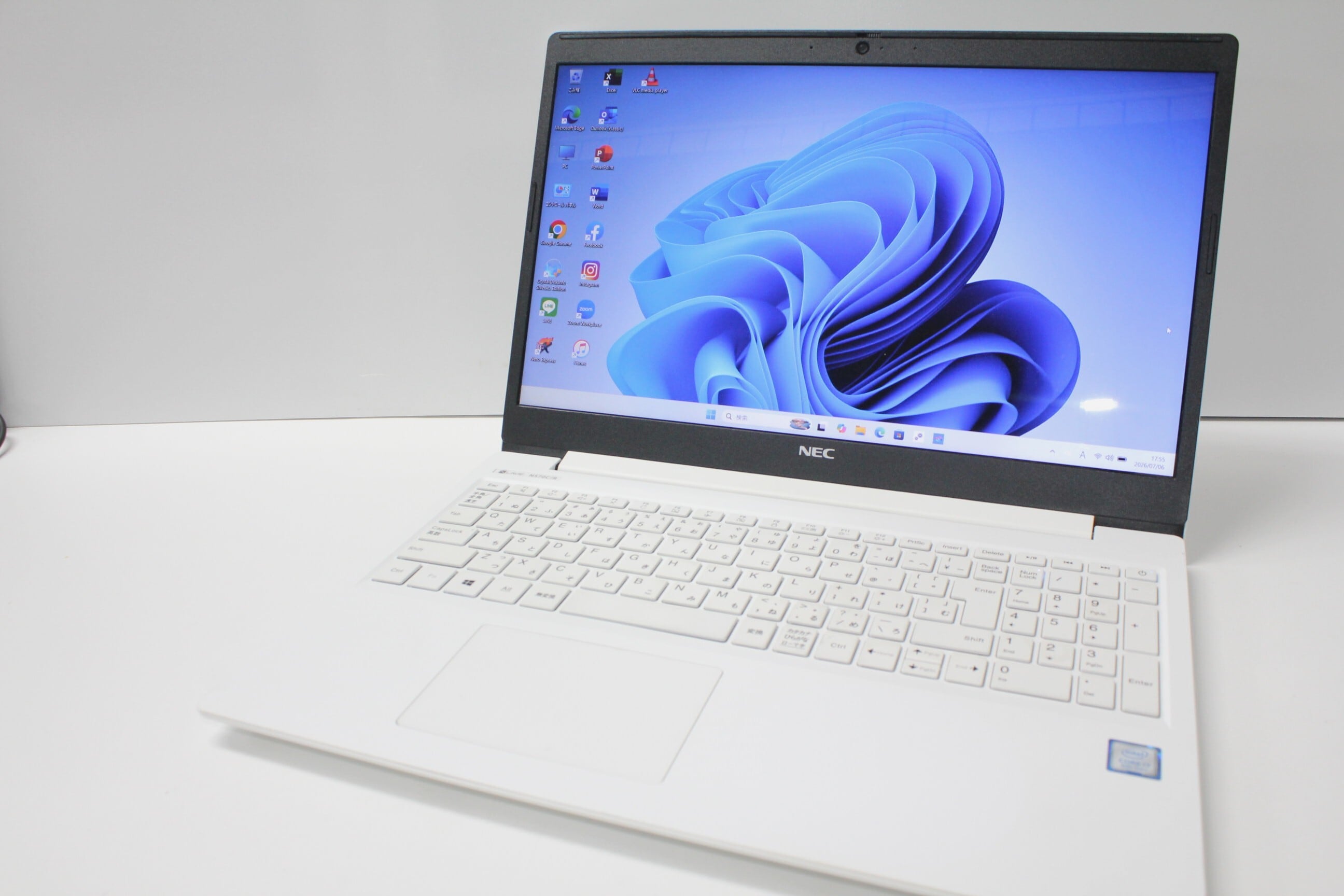 【中古ノートPC】NEC〈VJ22L/FW-F〉256GB/4GB ④ 中古ノートPC】NEC〈VJ22L/FW-F〉第2世代Core i3/SSD256GB/メモリ4GB
