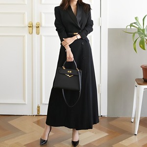 【送料無料】ワンピース レディース トレンチ風ワンピース ロングワンピース ロング丈 マキシワンピース マキシ丈 長袖 前ボタン フロントボタン ハイウエスト フレア 無地 シンプル 着痩せ 細見え 体型カバー 大人 上品 きれいめ お出かけ フォーマル お呼ばれ 謝恩会 食事会 かっこいい 清楚 おしゃれ お洒落 韓国 春 秋 冬 20代 30代 40代 50代 60代 ブラック 黒