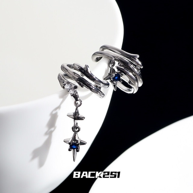 ✸バラ棘非対称イヤーカフ！【YAOCHENシリーズ】★耳飾り★ イヤーカフ ペア 非対称 アクセサリー レディース 星 個性的 合わせやすい