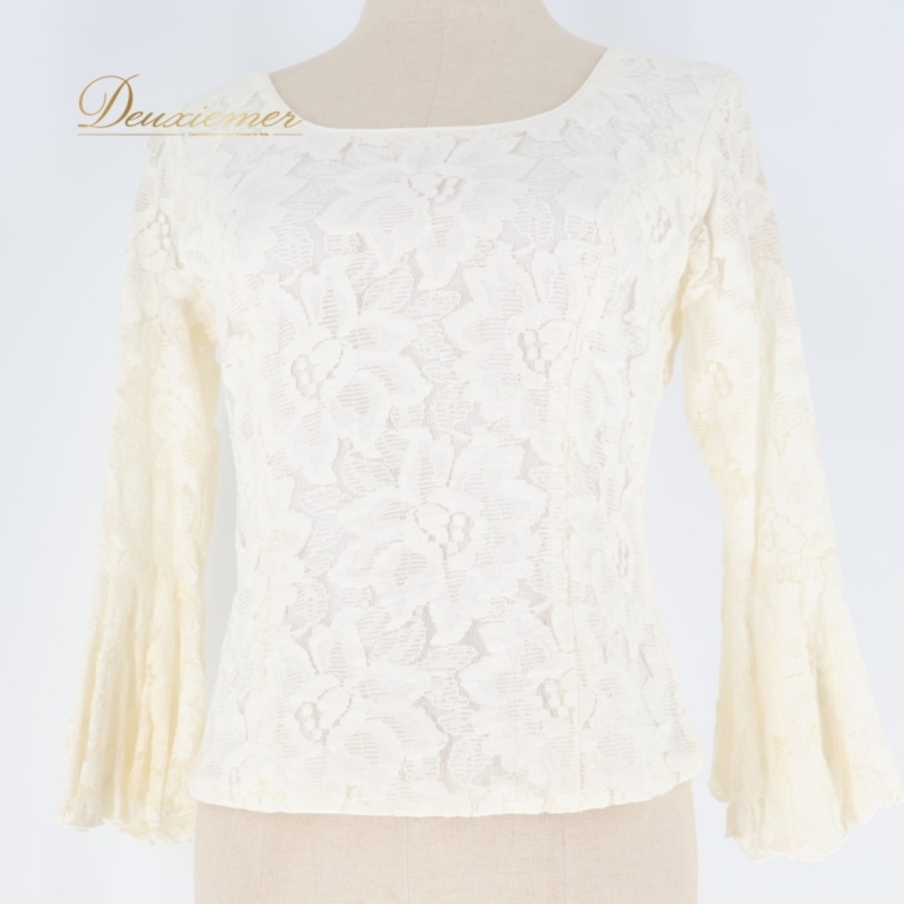 フラメンコ 衣装 トップス ブラウス 白 アイボリー レース フリル ダンス パーティ 発表会 上品 綺麗 ホワイト系 おしゃれ かわいい ダンス衣装 パーティートップス 発表会用 トップス レディース シンプル フェミニン デザイン 女性用 袖フリル 上品系