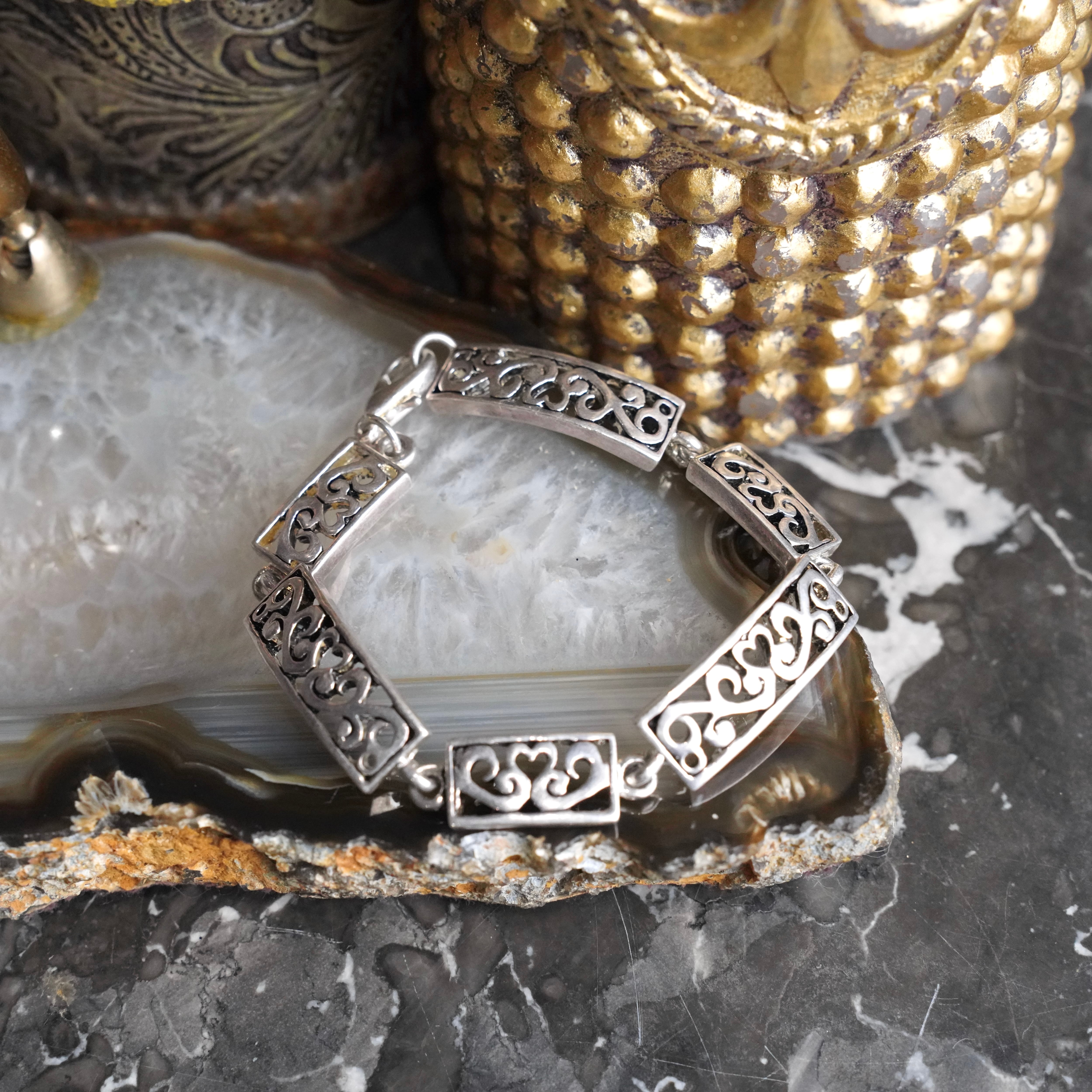 USA製 ユニバーサルスタジオ ヴィンテージ ブレスレット チャーム レトロ USA VINTAGE METAL CHARM DESIGN BRACELET/アメリカ古着メタルチャーム