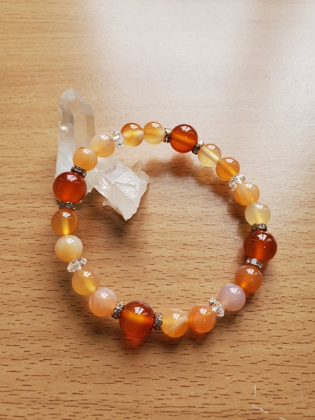 キャッアイのお手軽ブレスレット 送料無料