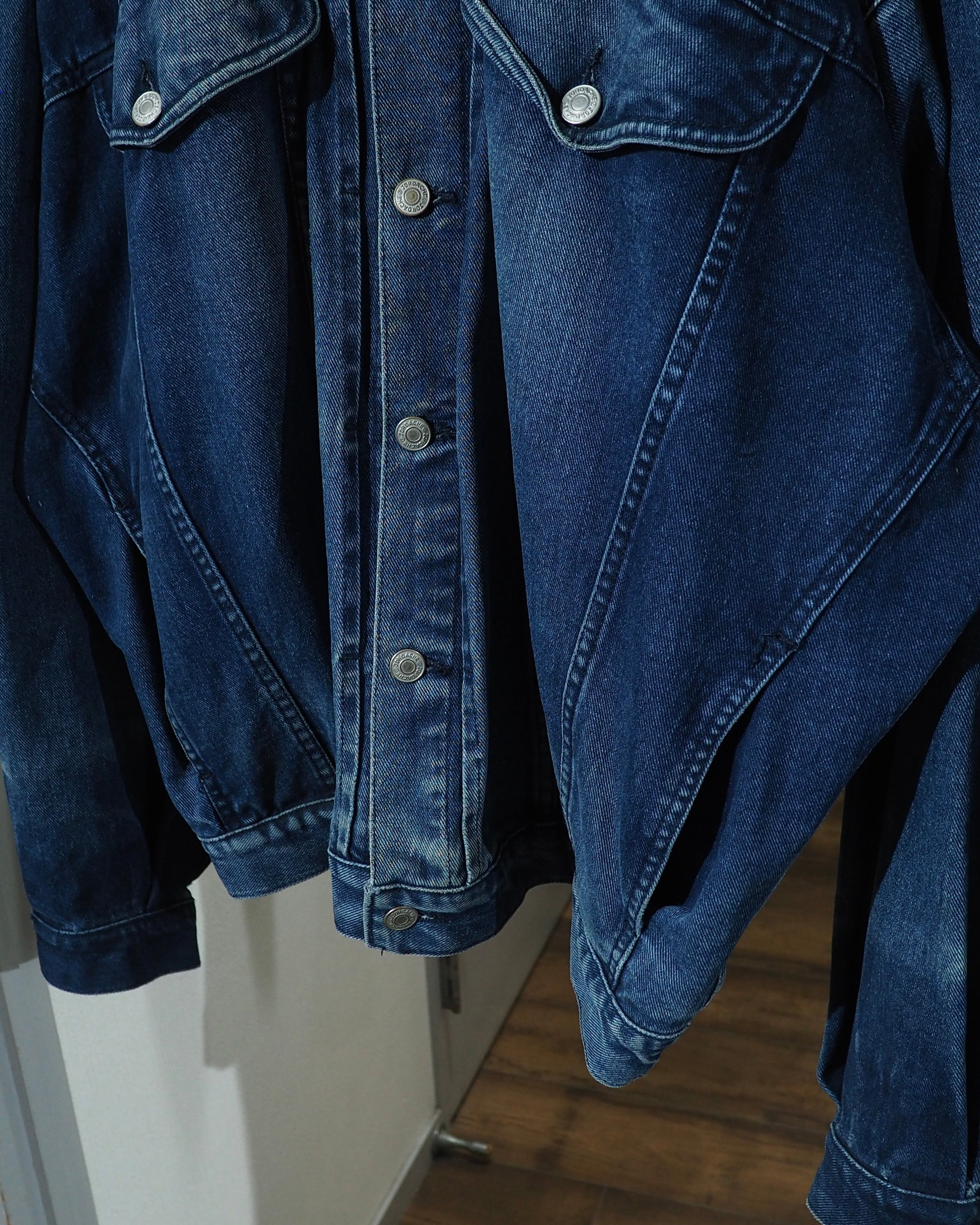 1990s " JORDACHE " Beautiful Fade Indigo Blue × Over silhouette vintage Denim Tracker jacket