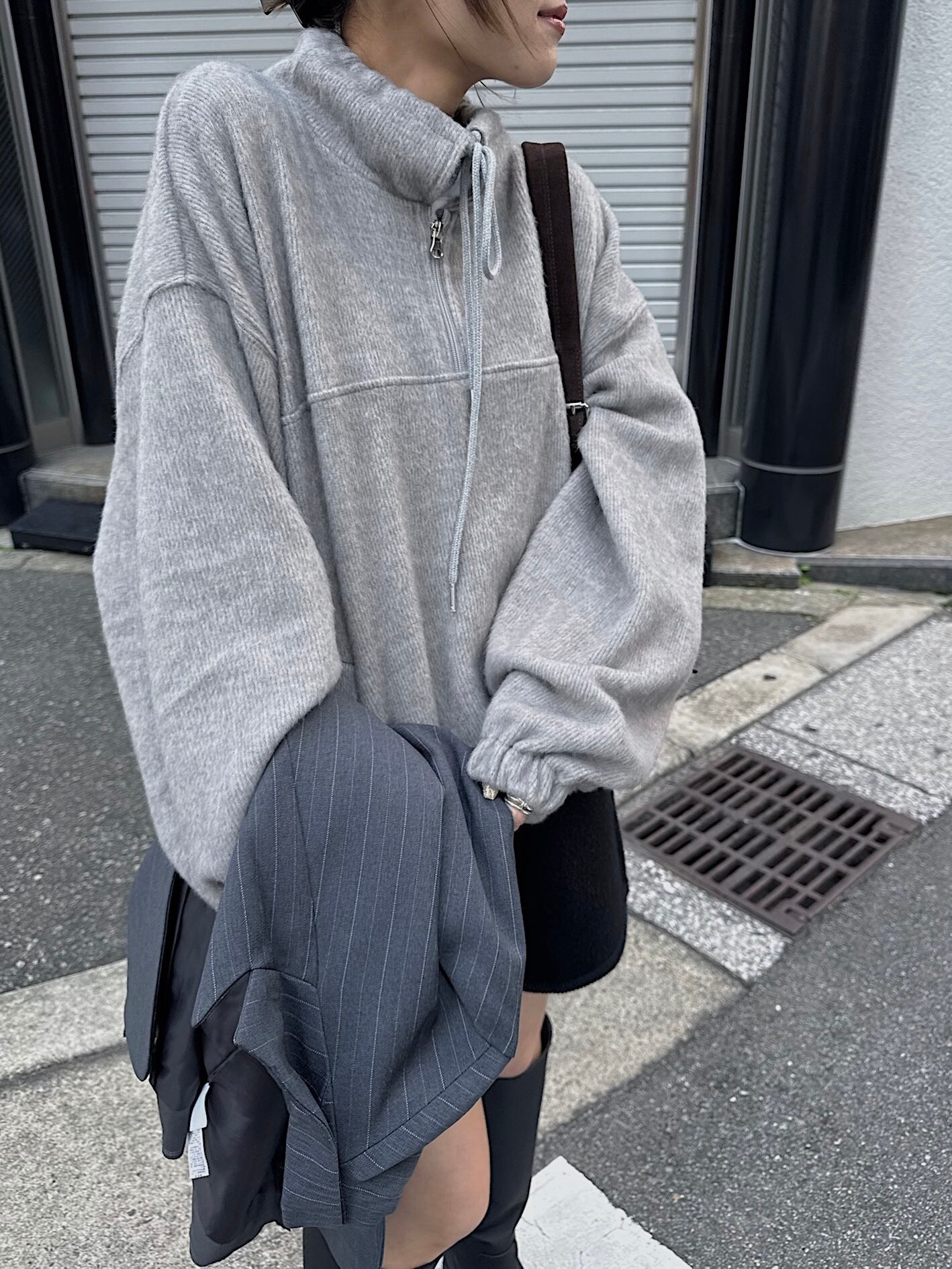 half zip logo volume knit | nananamoe