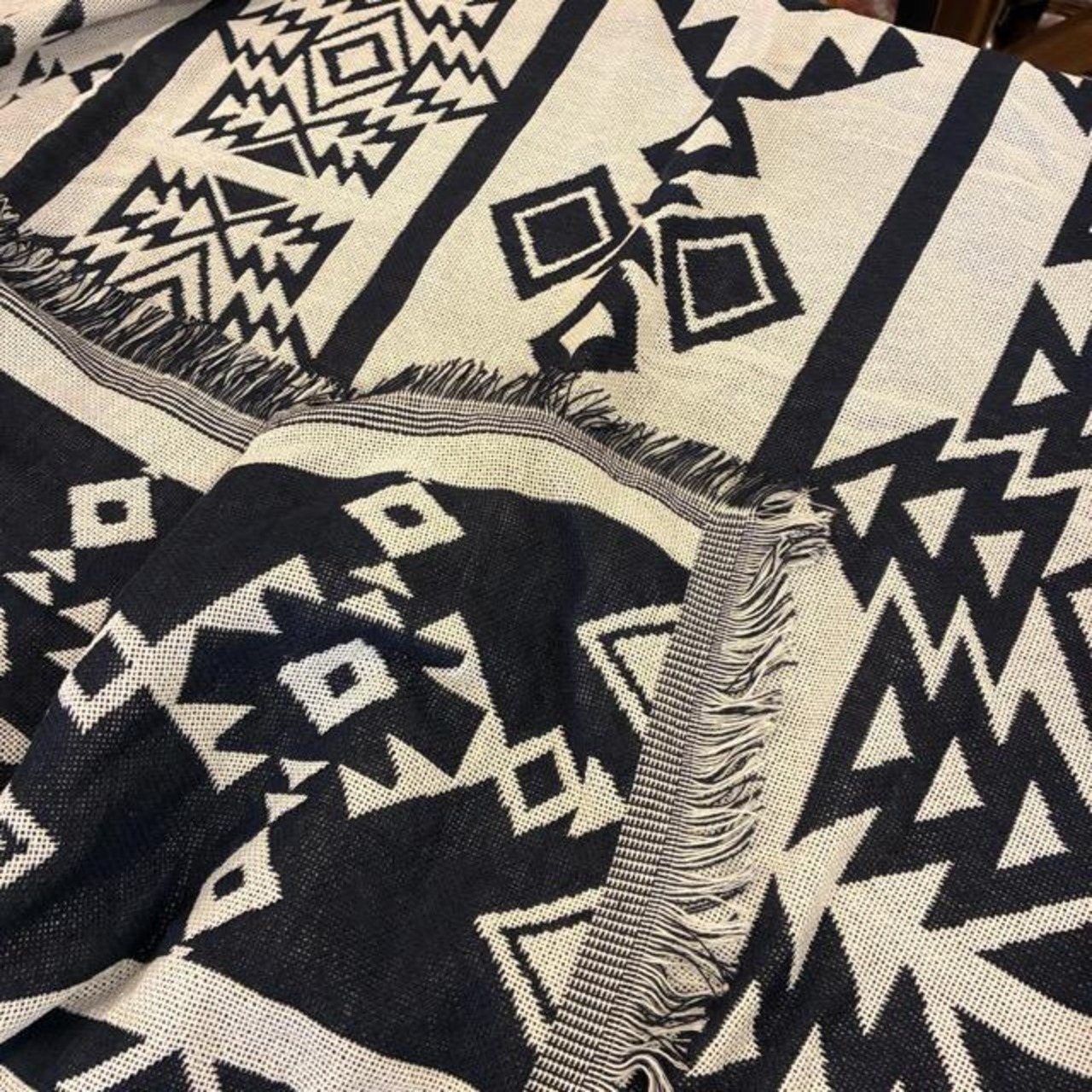 TOPANGA Homefurnishing Tribal throwket I 130×180cm　トライバルスローケット　I　ホワイト　ブラック　ソファカバー　ベッドカバー　ブランケット