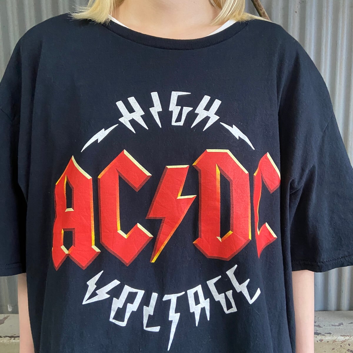 【美品】US AC/DC バンドTシャツ ビッグロゴ 半袖 ブラック 夏服.