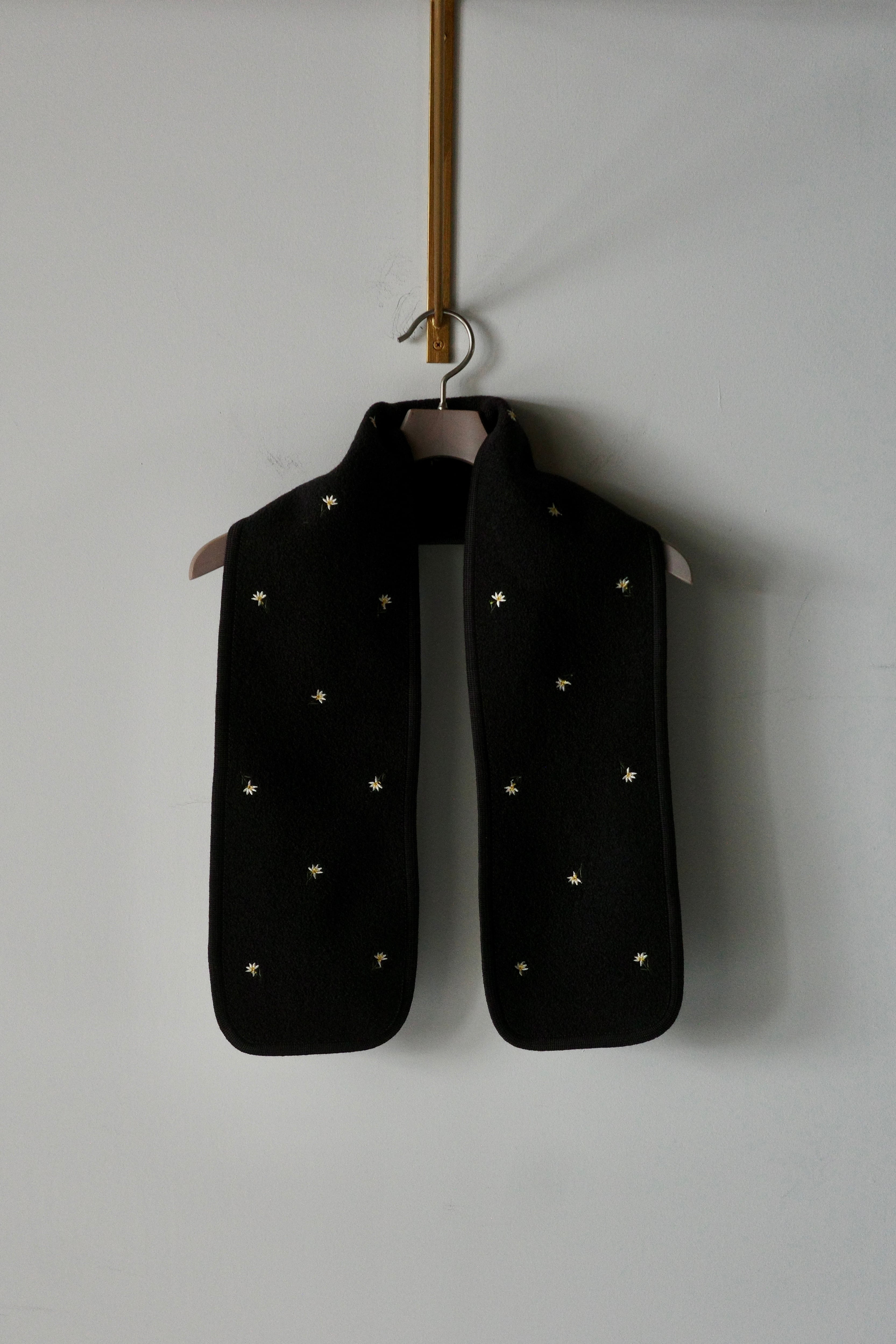 RIER【SCARF MINI -CHARBON CROCUS FELTED- 】