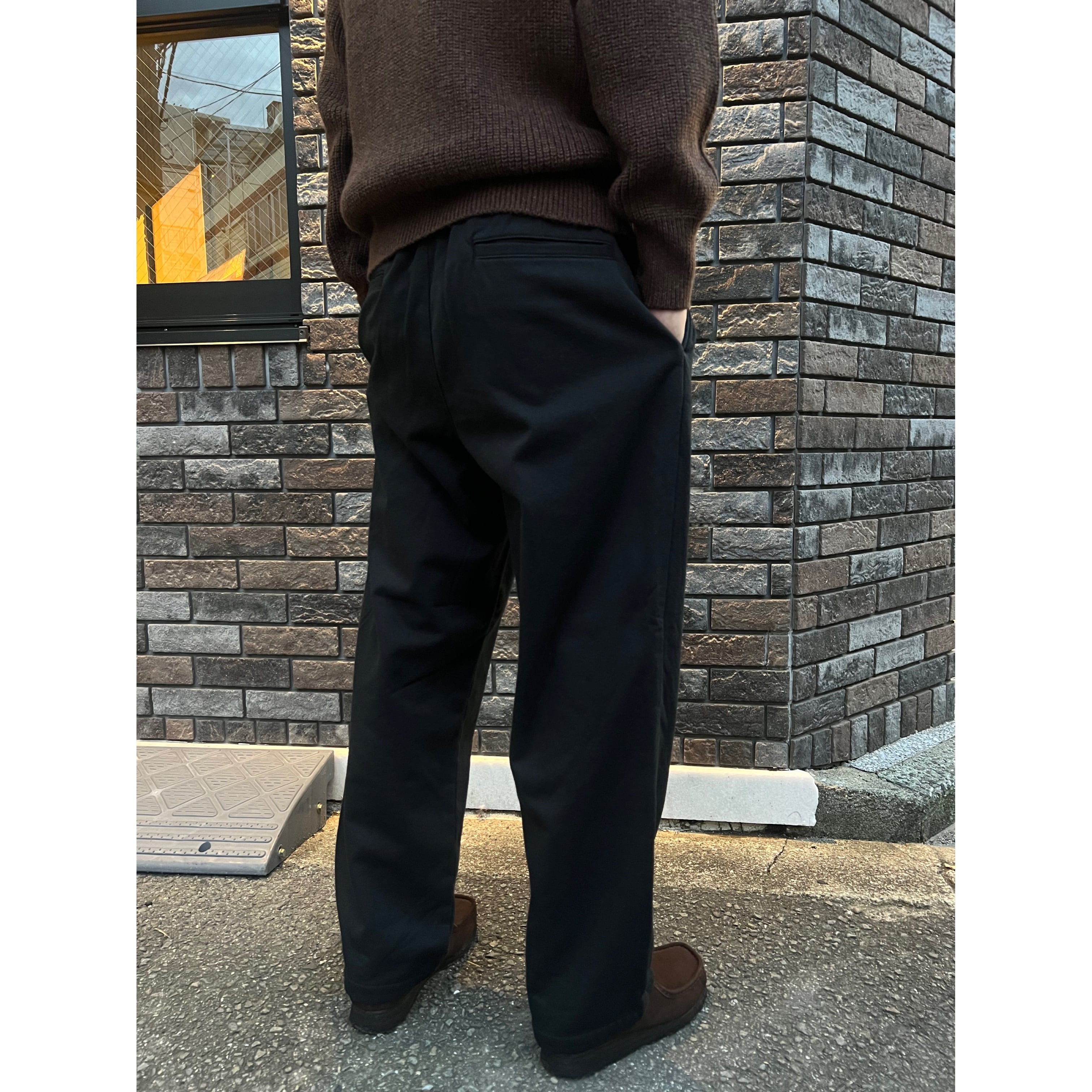 COMFORTABLE REASON / FLEECE BACK SLACKS BLACK | Pay ID